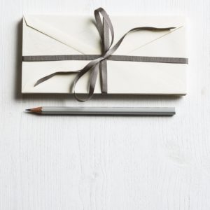 The Guide to Efficiently Writing Gracious Wedding Thank You Notes