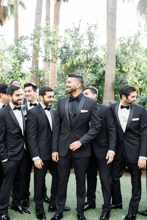 How to Ask Groomsmen to Be in Your Wedding Bridal Show
