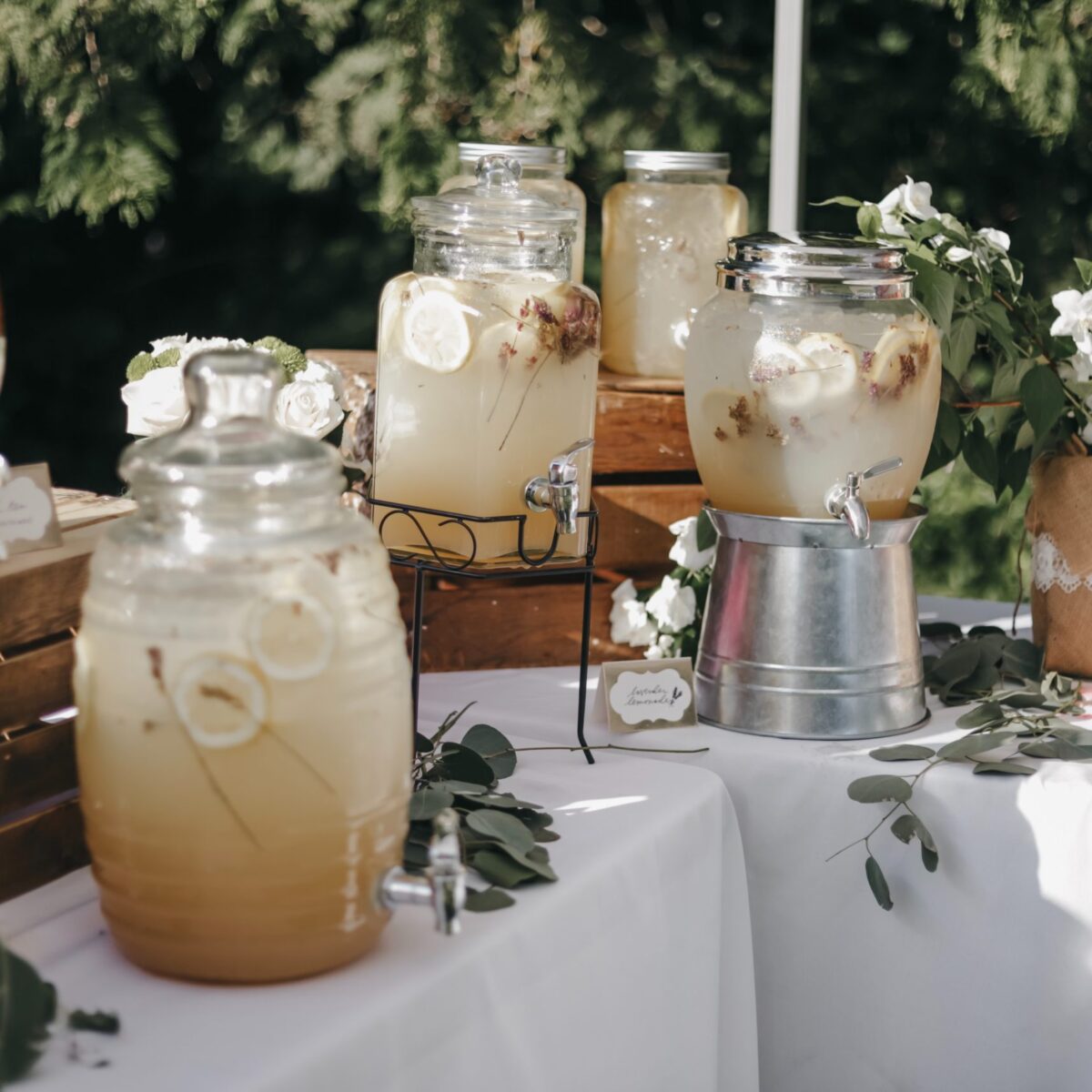 Non-Alcoholic Hydration Stations Your Wedding Guests Will Appreciate